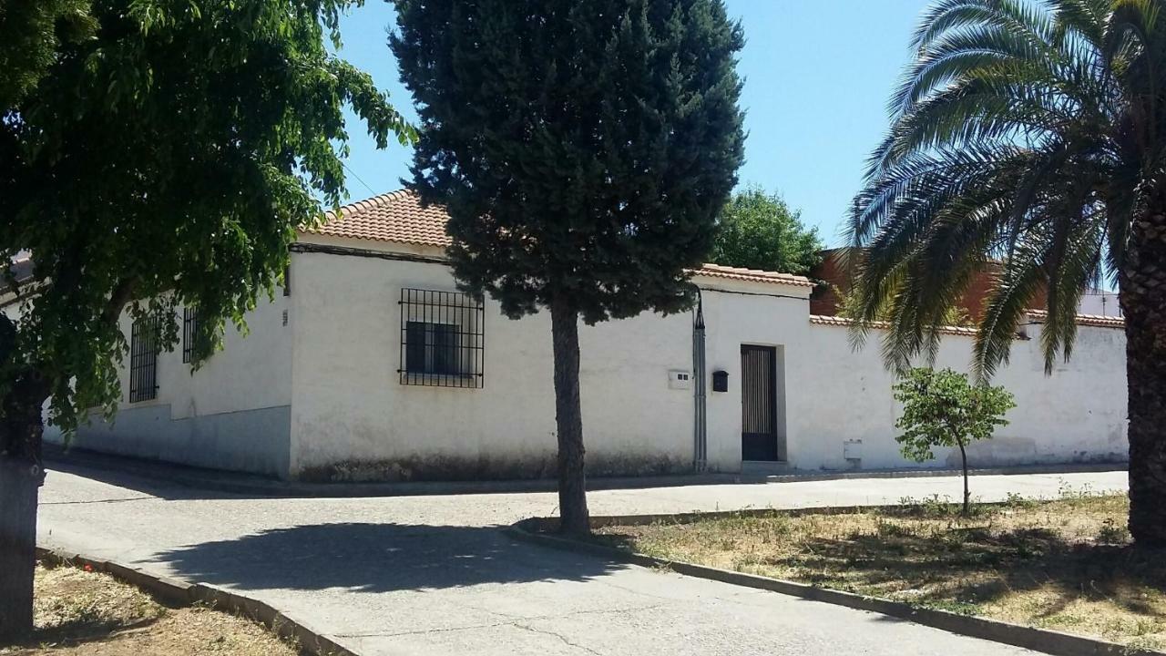 La Casa De La Puebla Villa La Puebla de Montalbán Exterior photo