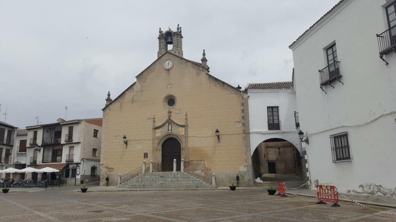 La Casa De La Puebla Villa La Puebla de Montalbán Exterior photo